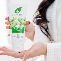 Aloe Vera Gel with Tea Tree 200ml